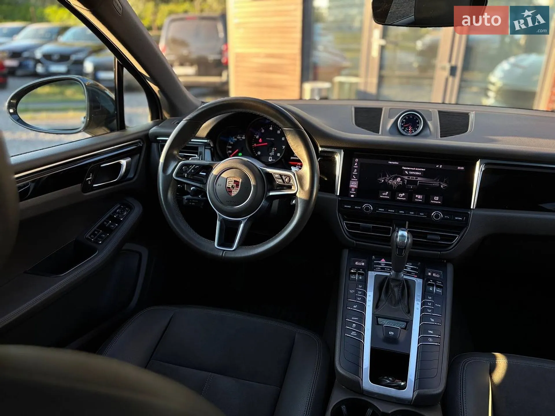 2020 Porsche Macan - мініатюра 12