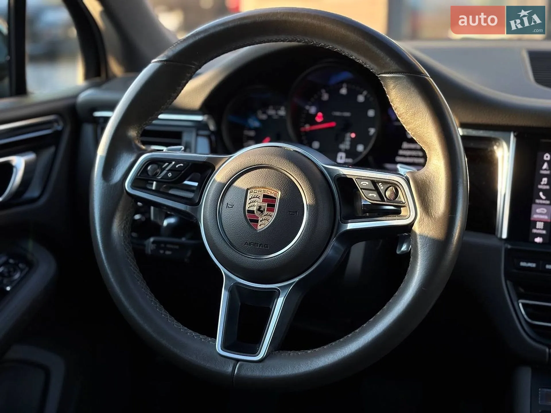 2020 Porsche Macan - мініатюра 14