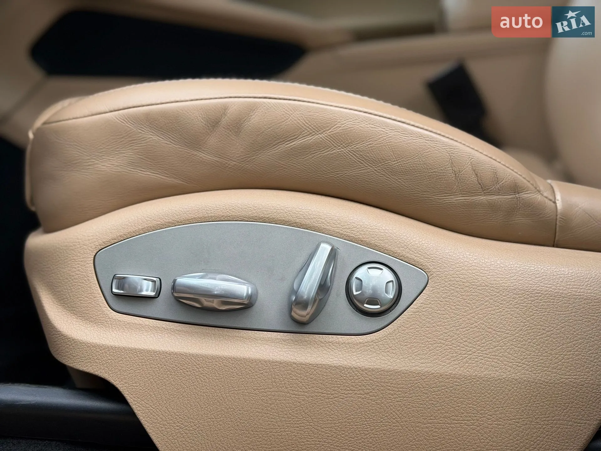 2019 Porsche Macan - мініатюра 11