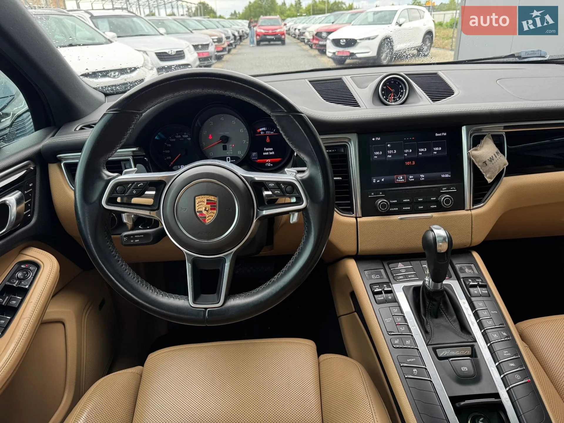 2017 Porsche Macan - мініатюра 27