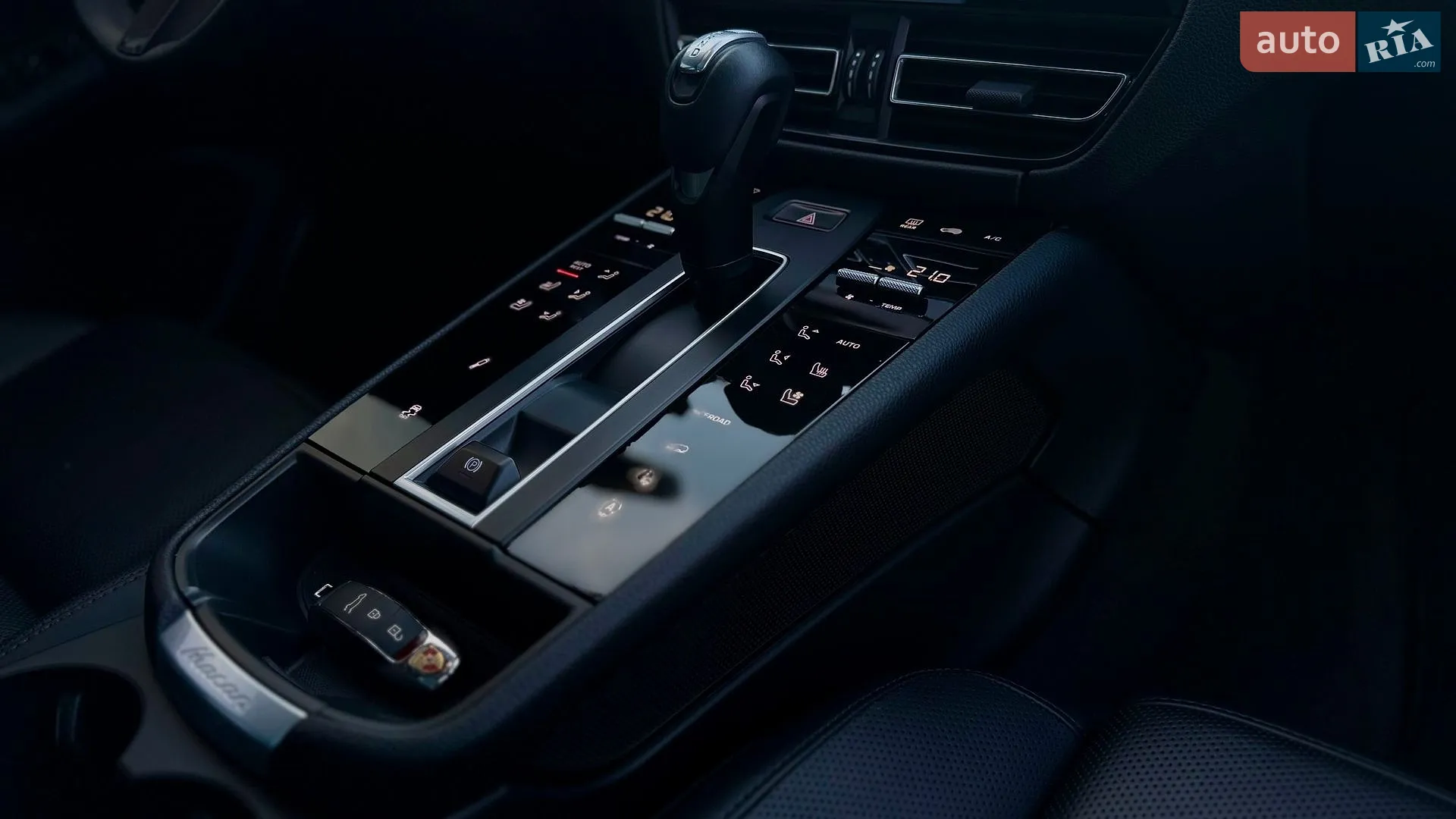 2022 Porsche Macan - мініатюра 25