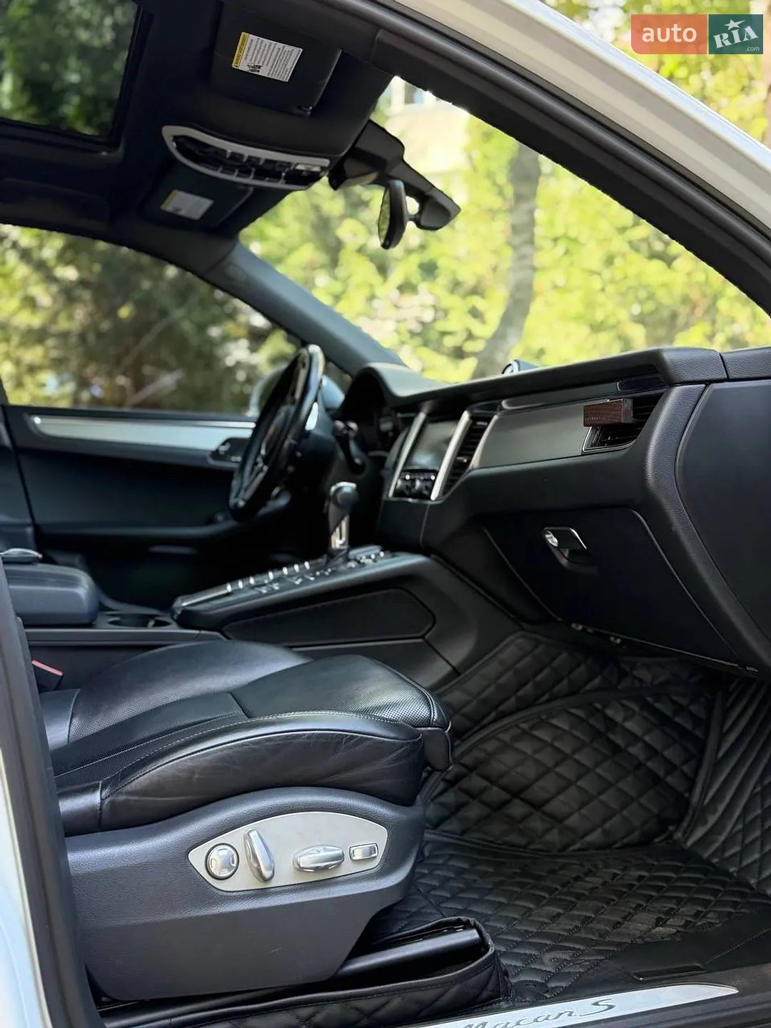 2015 Porsche Macan - мініатюра 20