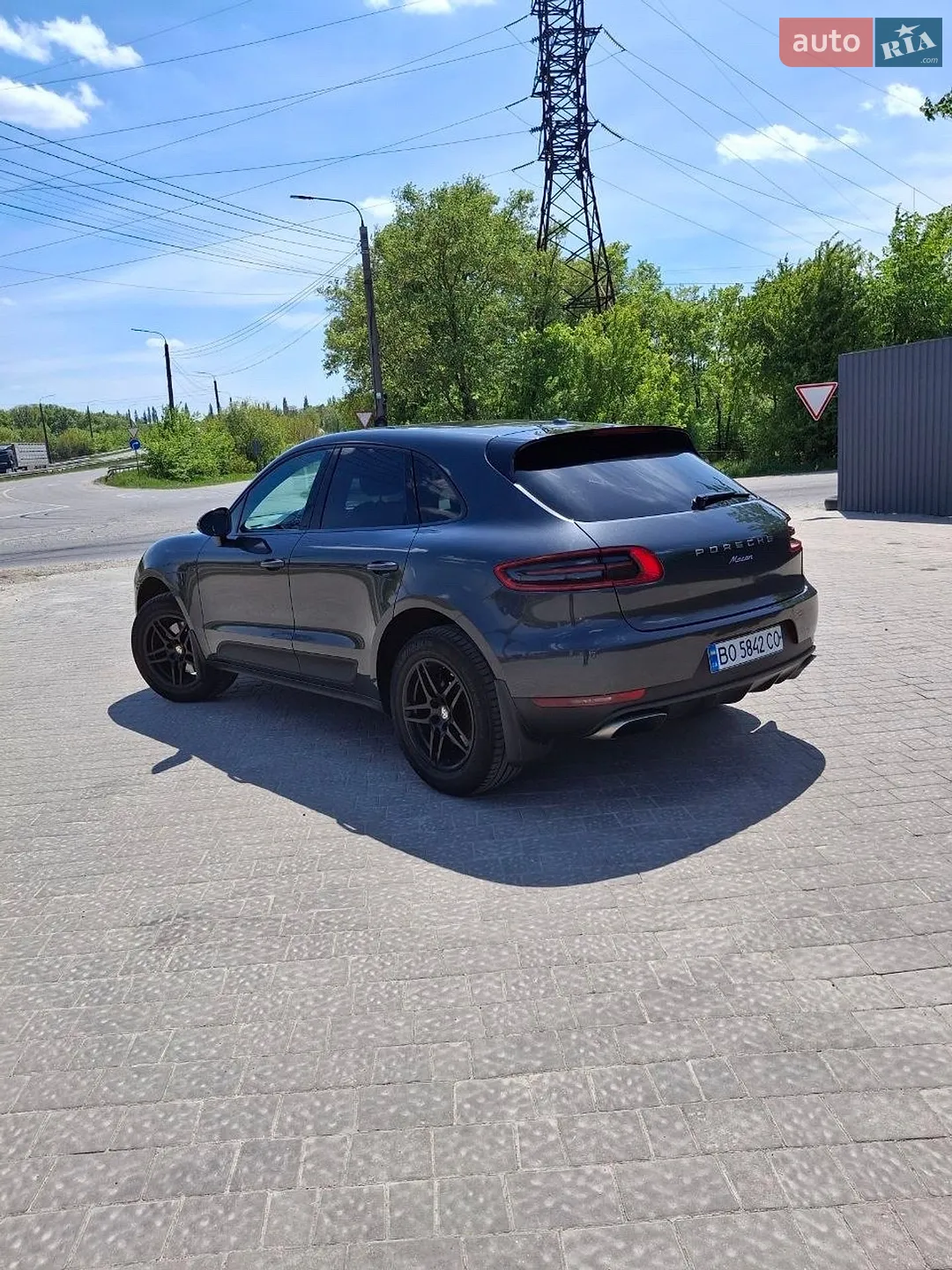 2018 Porsche Macan - мініатюра 3