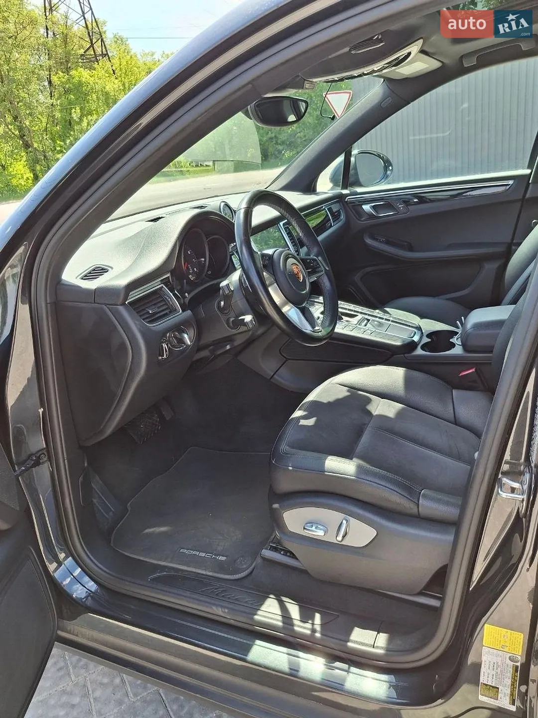 2018 Porsche Macan - мініатюра 10