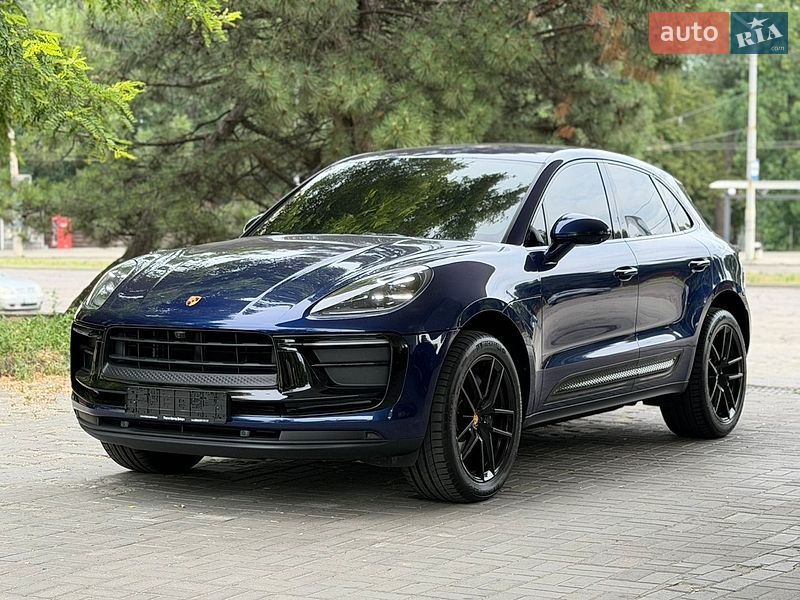 Porsche Macan 2021