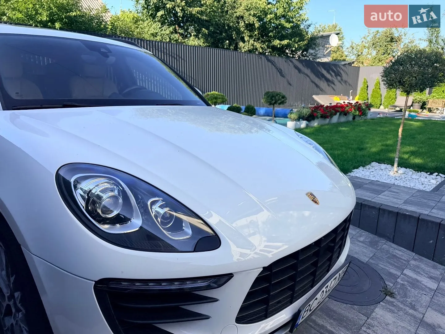 2018 Porsche Macan - мініатюра 2