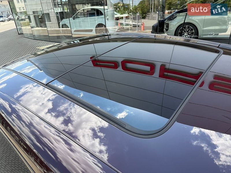 Позашляховик / Кросовер Porsche Macan 2024 в Львові