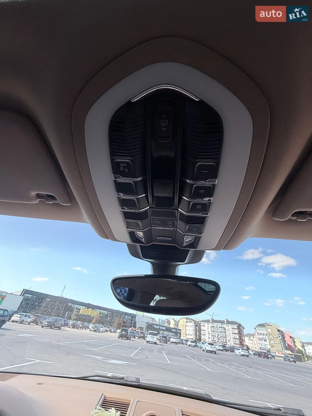 2015 Porsche Macan - мініатюра 13