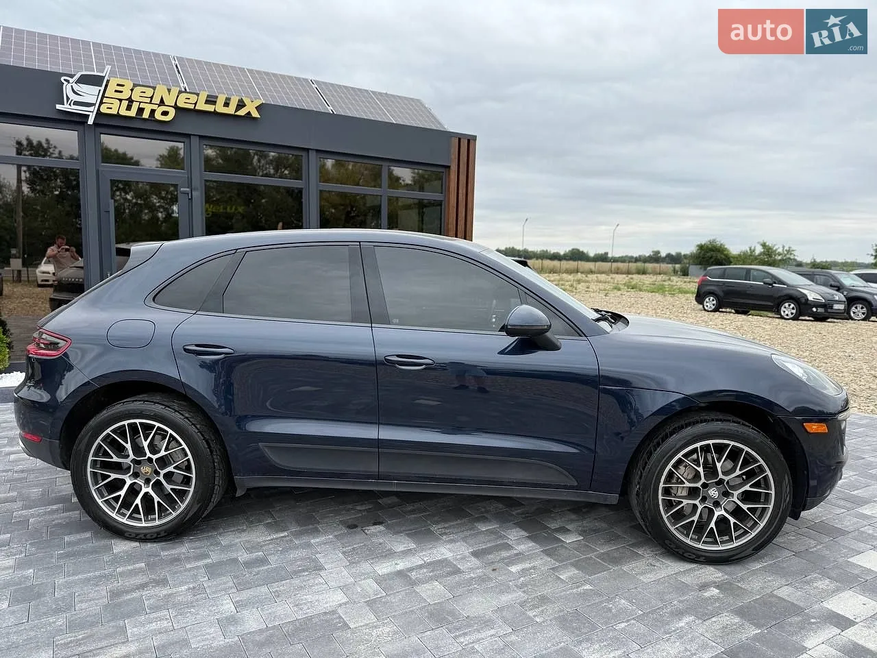 2017 Porsche Macan - мініатюра 9