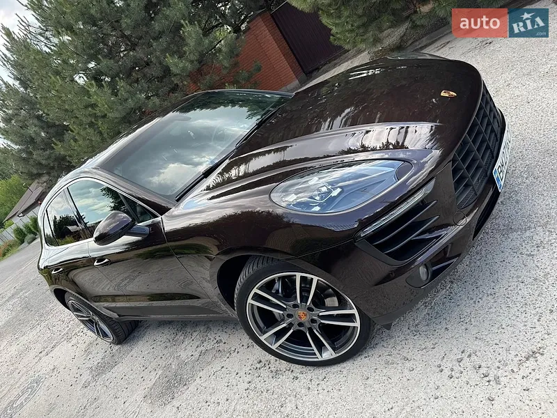 Porsche Macan 2015