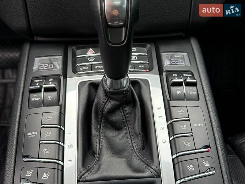 Внедорожник / Кроссовер Porsche Macan 2018 в Киеве фото 40 Внедорожник / Кроссовер Porsche Macan 2018 в Киеве