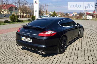 Хэтчбек Porsche Panamera 2010 в Ужгороде