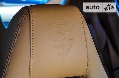 Седан Porsche Panamera 2014 в Киеве