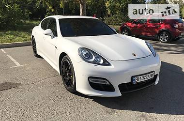 Седан Porsche Panamera 2010 в Одессе