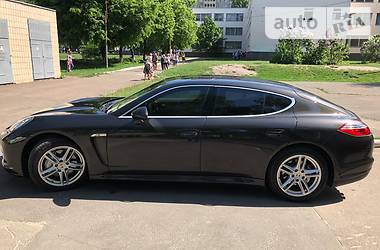  Porsche Panamera 2009 в 