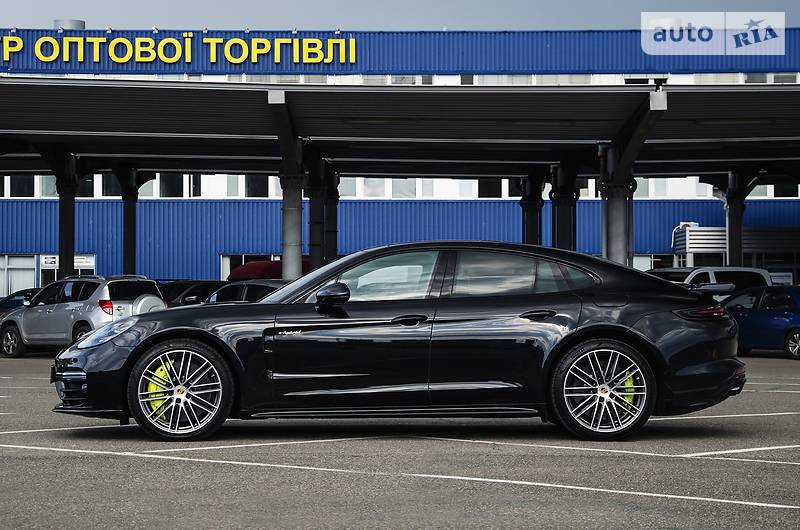 Porsche Panamera 2017 в Киеве