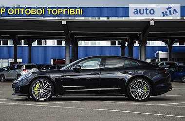  Porsche Panamera 2017 в 