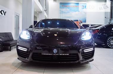 Лифтбек Porsche Panamera 2014 в Одессе