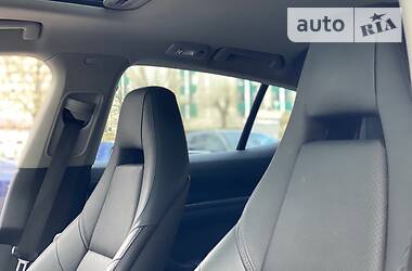 Хетчбек Porsche Panamera 2013 в 