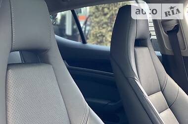 Хетчбек Porsche Panamera 2013 в 