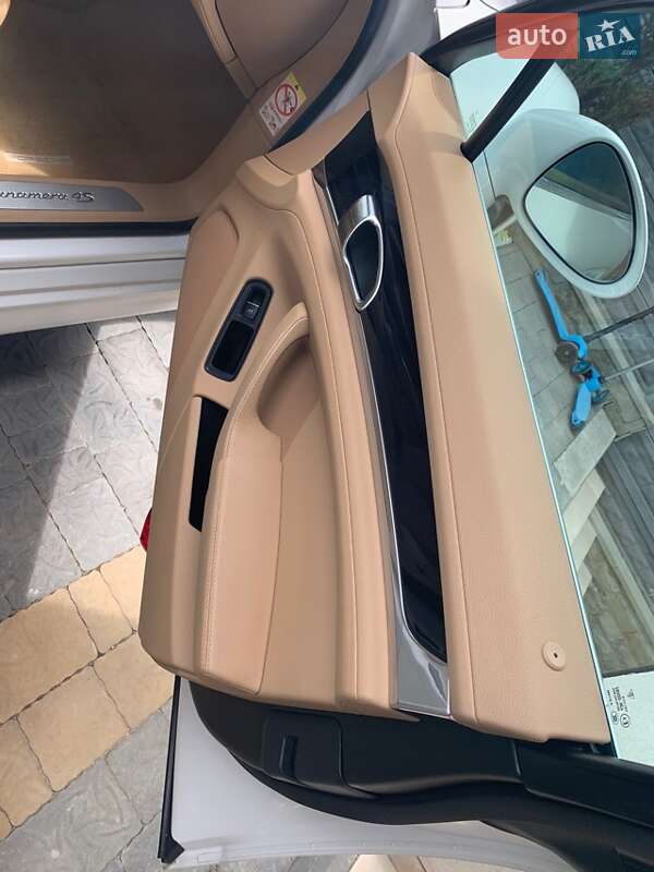 Хэтчбек Porsche Panamera 2010 в Тернополе