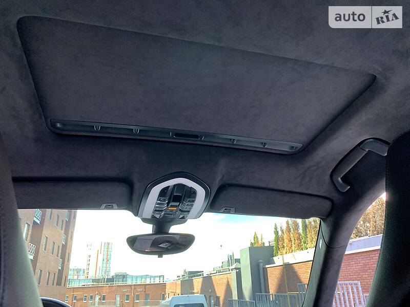 Хетчбек Porsche Panamera 2012 в Києві