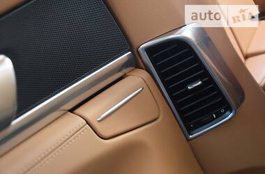 Хетчбек Porsche Panamera 2013 в 