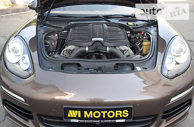 Хетчбек Porsche Panamera 2013 в 