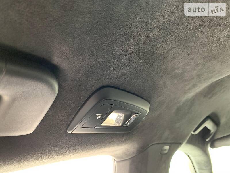 Седан Porsche Panamera 2013 в Одесі