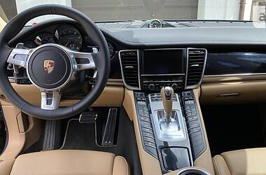 Хэтчбек Porsche Panamera 2013 в Киеве