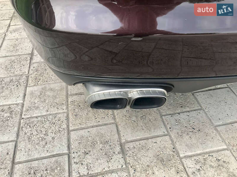 Седан Porsche Panamera 2010 в Киеве