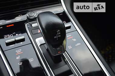 Фастбэк Porsche Panamera 2017 в 