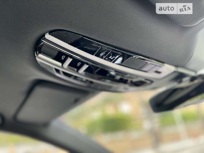 Лифтбек Porsche Panamera 2020 в Киеве