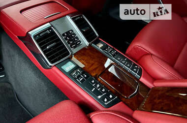 Фастбэк Porsche Panamera 2013 в 