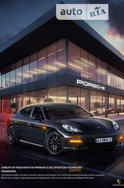 Лифтбек Porsche Panamera 2011 в 