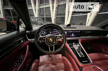 Фастбек Porsche Panamera 2019 в 