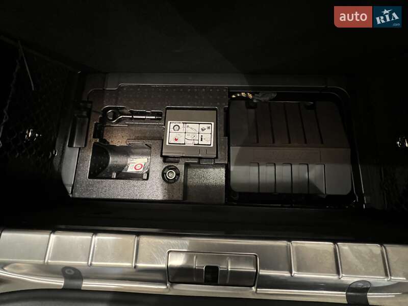 Фастбек Porsche Panamera 2012 в Києві фото 40 Фастбек Porsche Panamera 2012 в Києві