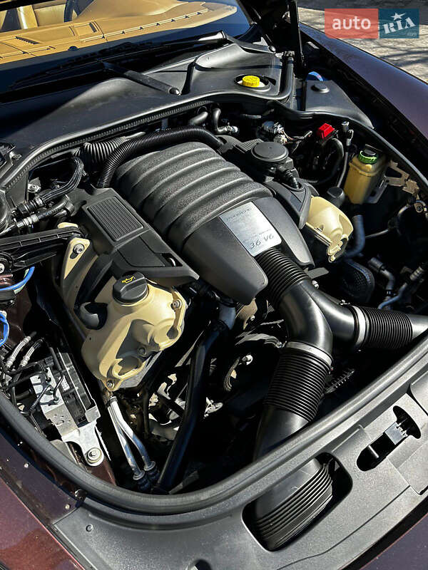 Фастбэк Porsche Panamera 2012 в Львове