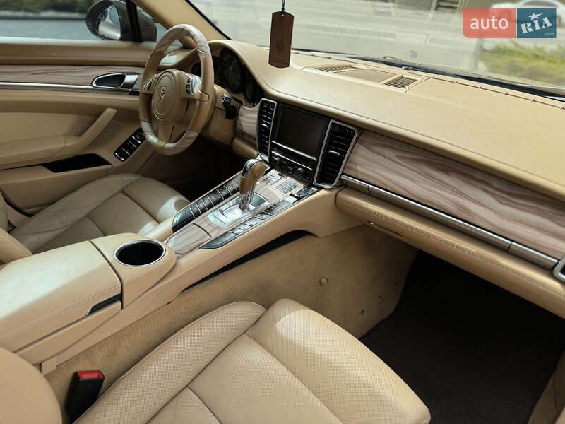 Фастбек Porsche Panamera 2011 в Хмельницькому фото 19 Фастбек Porsche Panamera 2011 в Хмельницькому
