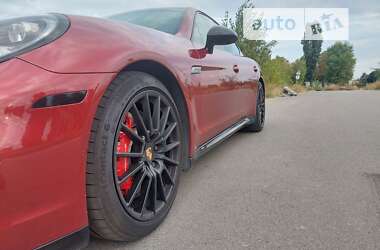 Фастбек Porsche Panamera 2015 в 