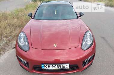 Фастбек Porsche Panamera 2015 в 