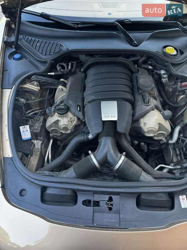 Фастбек Porsche Panamera 2012 в Одесі фото 25 Фастбек Porsche Panamera 2012 в Одесі