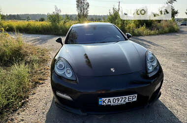 Фастбек Porsche Panamera 2010 в Києві