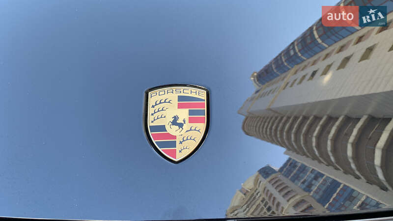 Фастбэк Porsche Panamera 2016 в Киеве