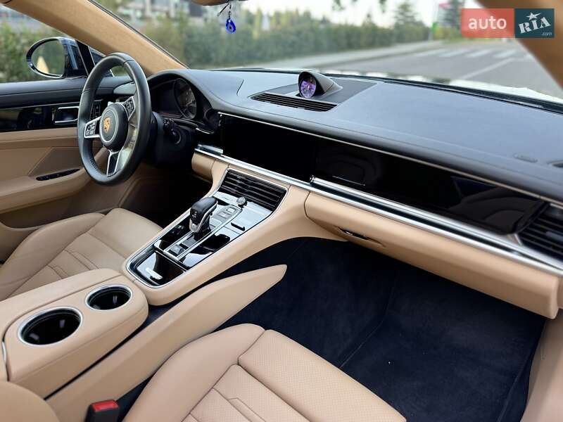 Фастбэк Porsche Panamera 2020 в Виннице