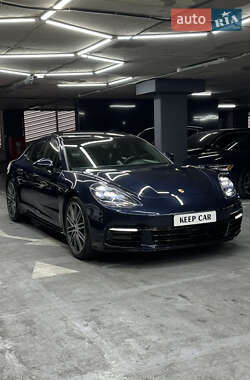 Фастбэк Porsche Panamera 2018 в 