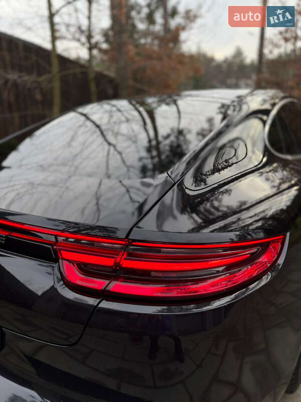 Фастбек Porsche Panamera 2016 в Василькові
