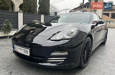 Фастбэк Porsche Panamera 2011 в 