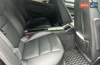 Фастбэк Porsche Panamera 2011 в 