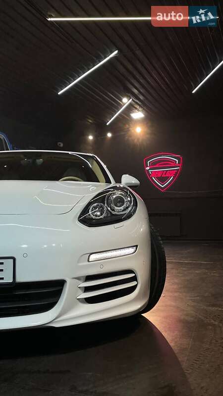 Фастбек Porsche Panamera 2013 в Києві